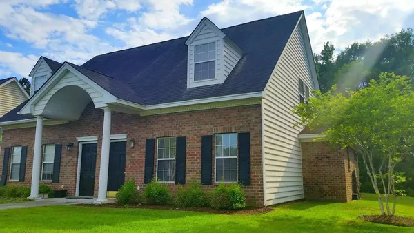 $2,600 | 2268 Kings Gate Lane, Mount Pleasant, SC 29466