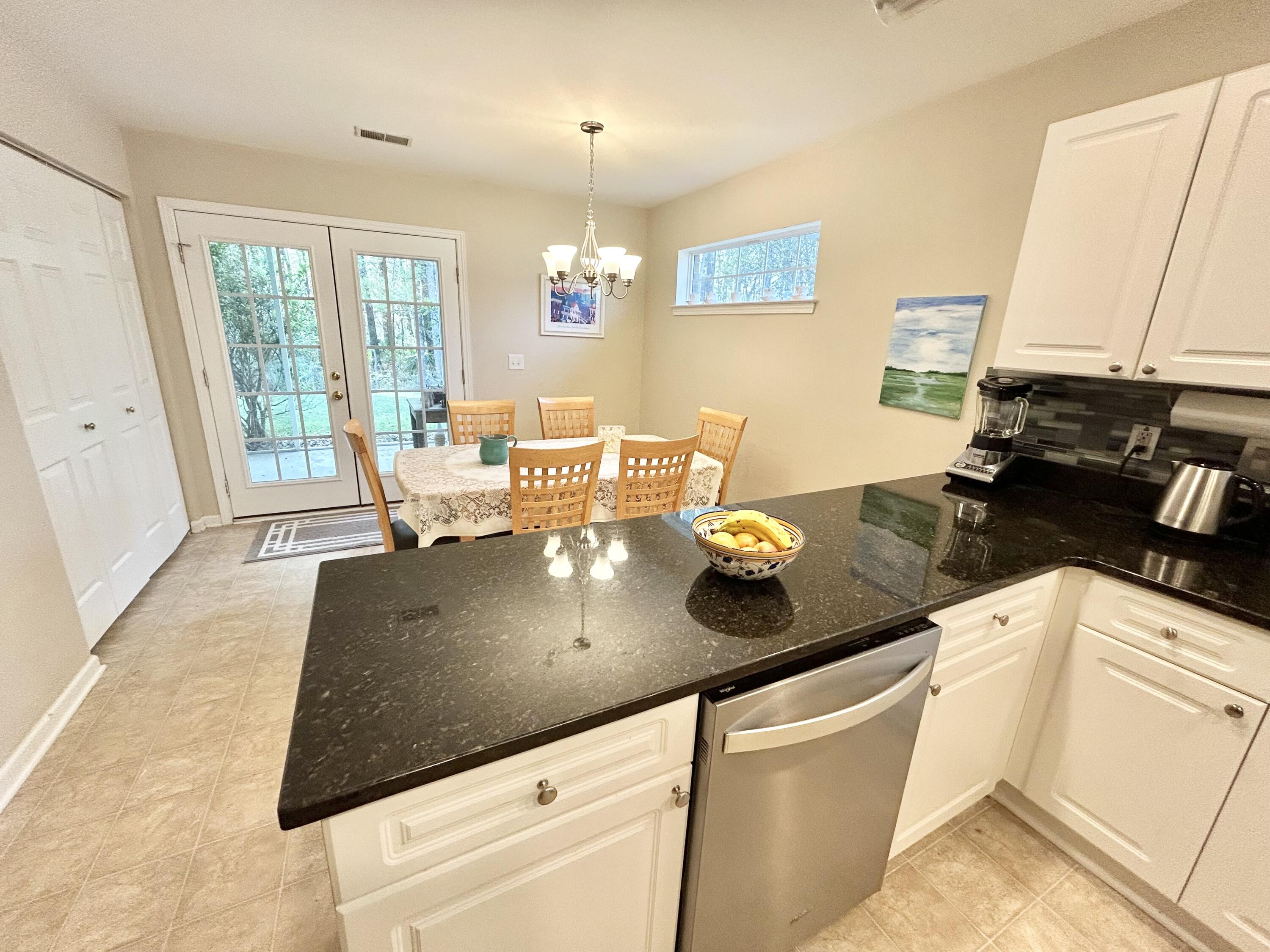 2268 Kings Gate Lane Mount Pleasant, SC 29466 - Photo 7 of 14 IMG_6404