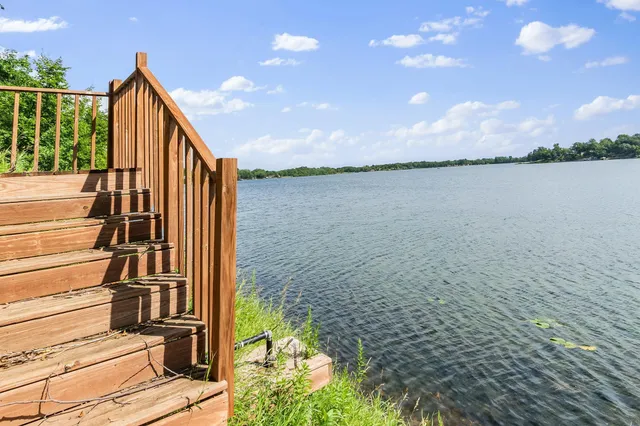 $410,000 | 213 Cowdry Heights Northwest, Alexandria, MN 56308