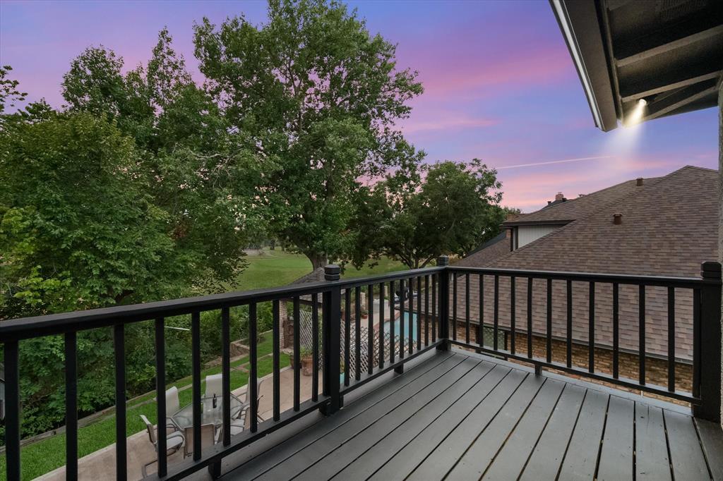 1422 Country Club Road Arlington, TX 76013 - Photo 32 of 40 Gallery Image 32