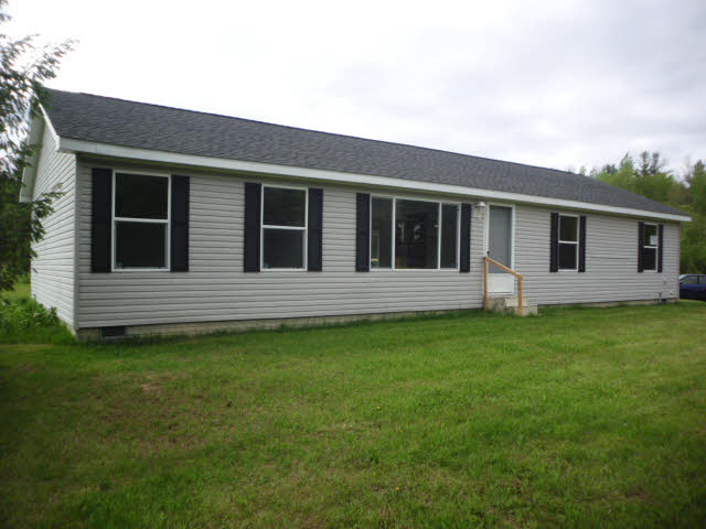 3108 School Road Rhodes, MI 48652 - Photo 6 of 15