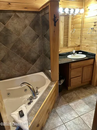 $39,000 | 3210 Lake Shore Drive, Unit 24 INTERVAL 2, Lake George, NY 12845