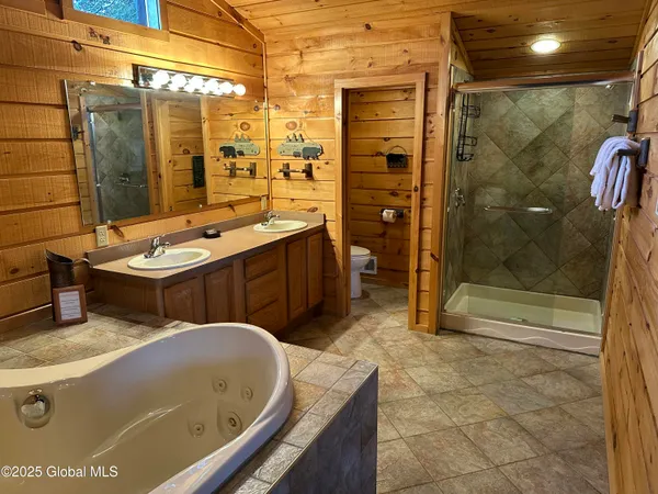 $39,000 | 3210 Lake Shore Drive, Unit 24 INTERVAL 2, Lake George, NY 12845