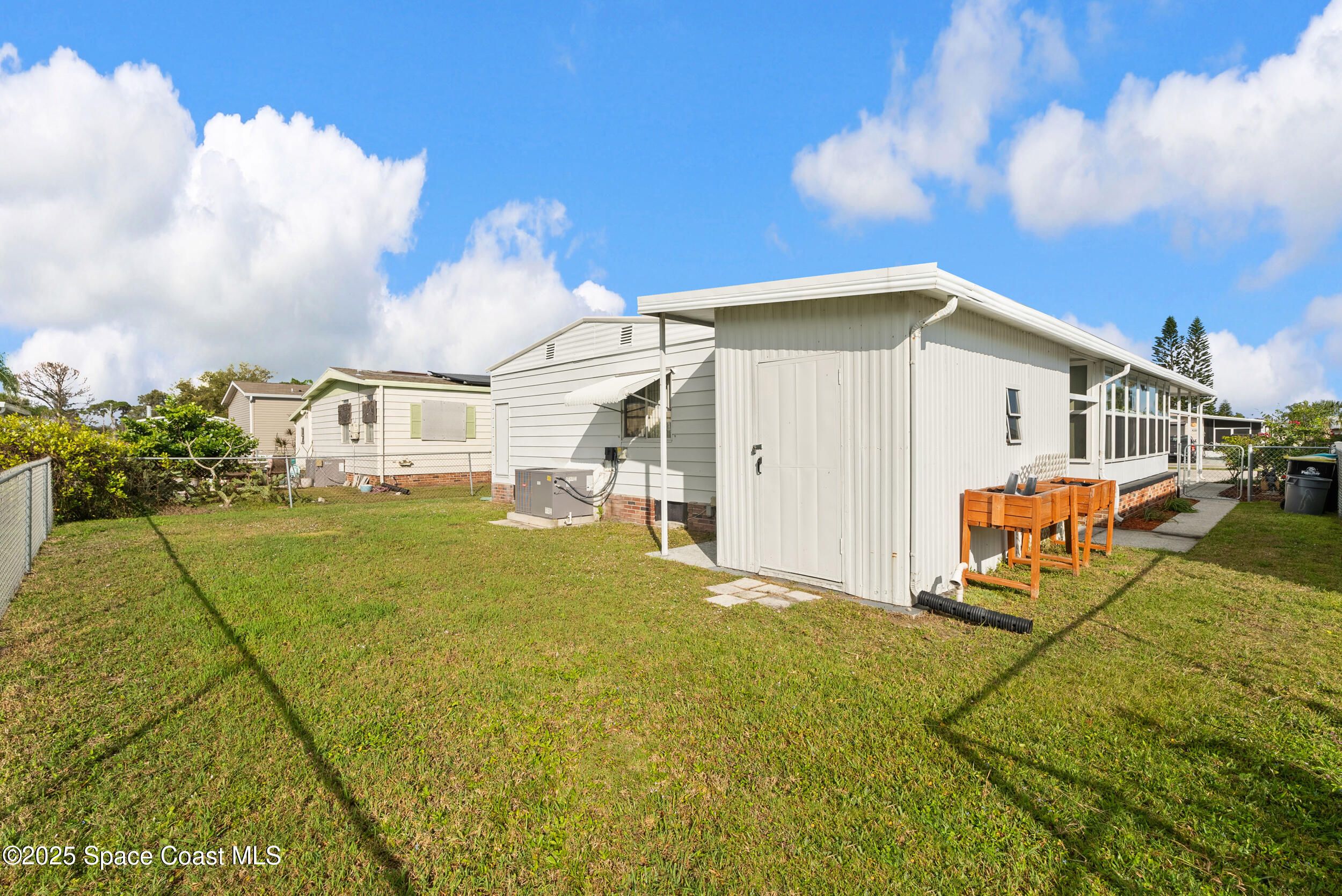2330 Ersoff Boulevard Northeast Palm Bay, FL 32905 - Photo 33 of 35 Back yard