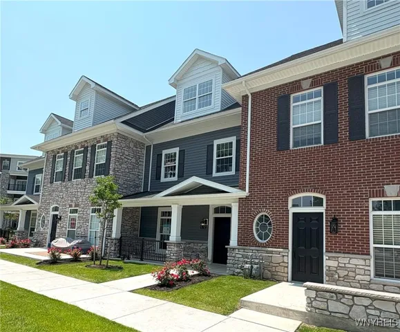 $699,900 | 106 California Drive, Amherst, NY 14221