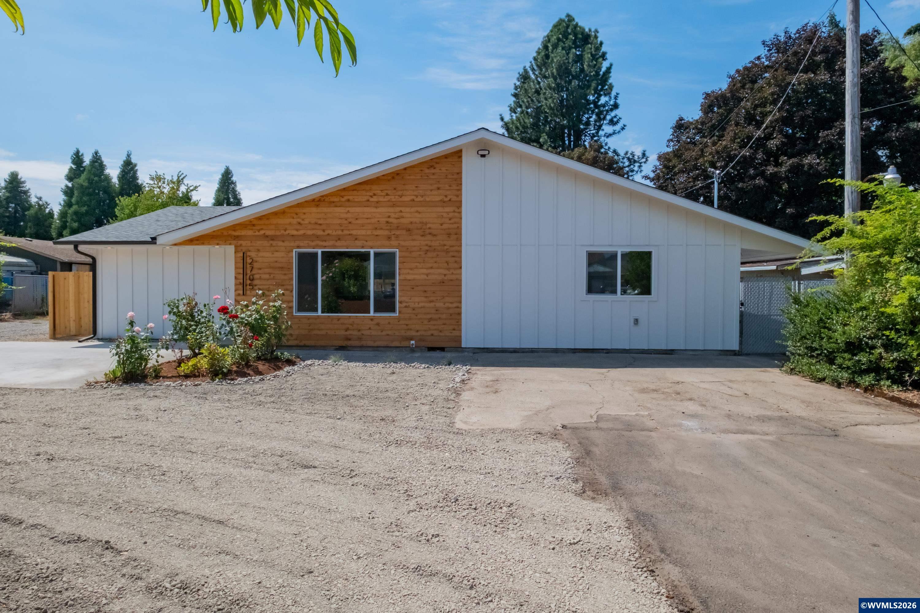 2705 Fisher Road Northeast Salem, OR 97305 - Photo 33 of 35 Gallery Image 33