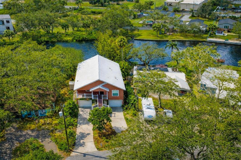 5827 Rio Drive New Port Richey, FL 34652 - Photo 4 of 59
