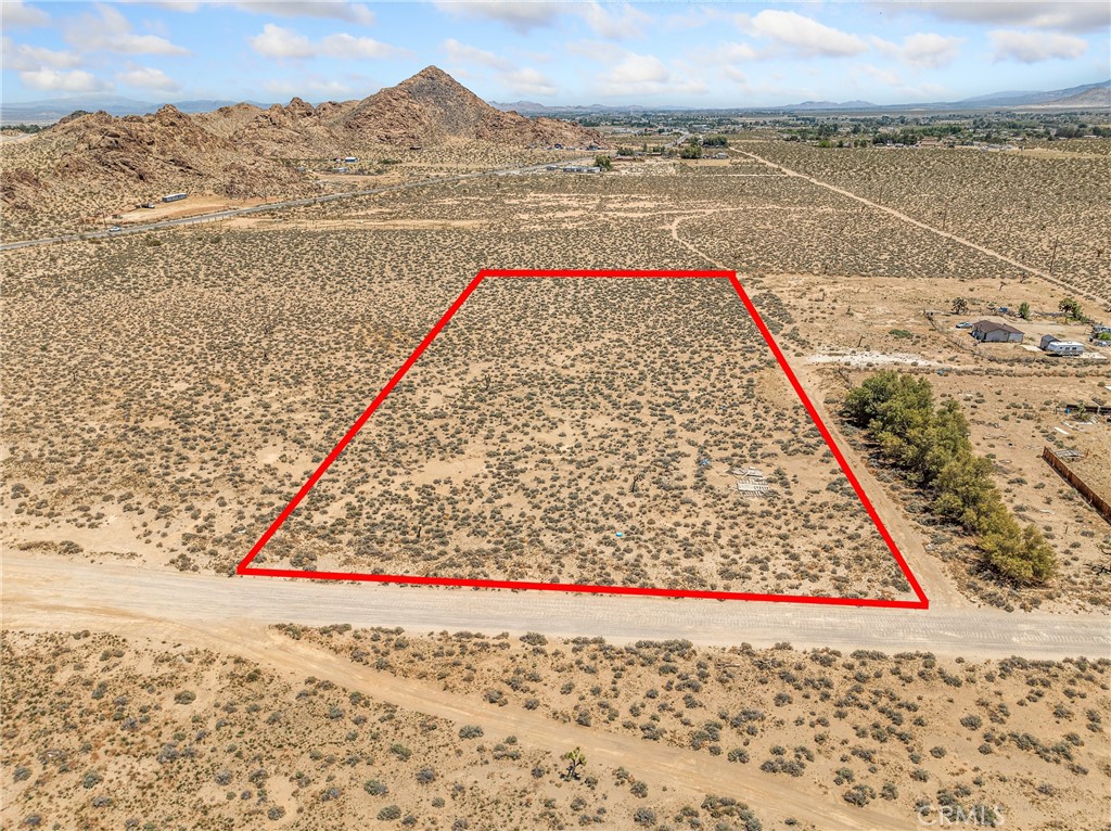 751 Buena Vista Road Lucerne Valley, CA 92356 - Photo 1 of 1