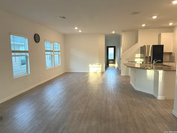 $2,000 | 13942 Reservoir Drive, San Antonio, TX 78223