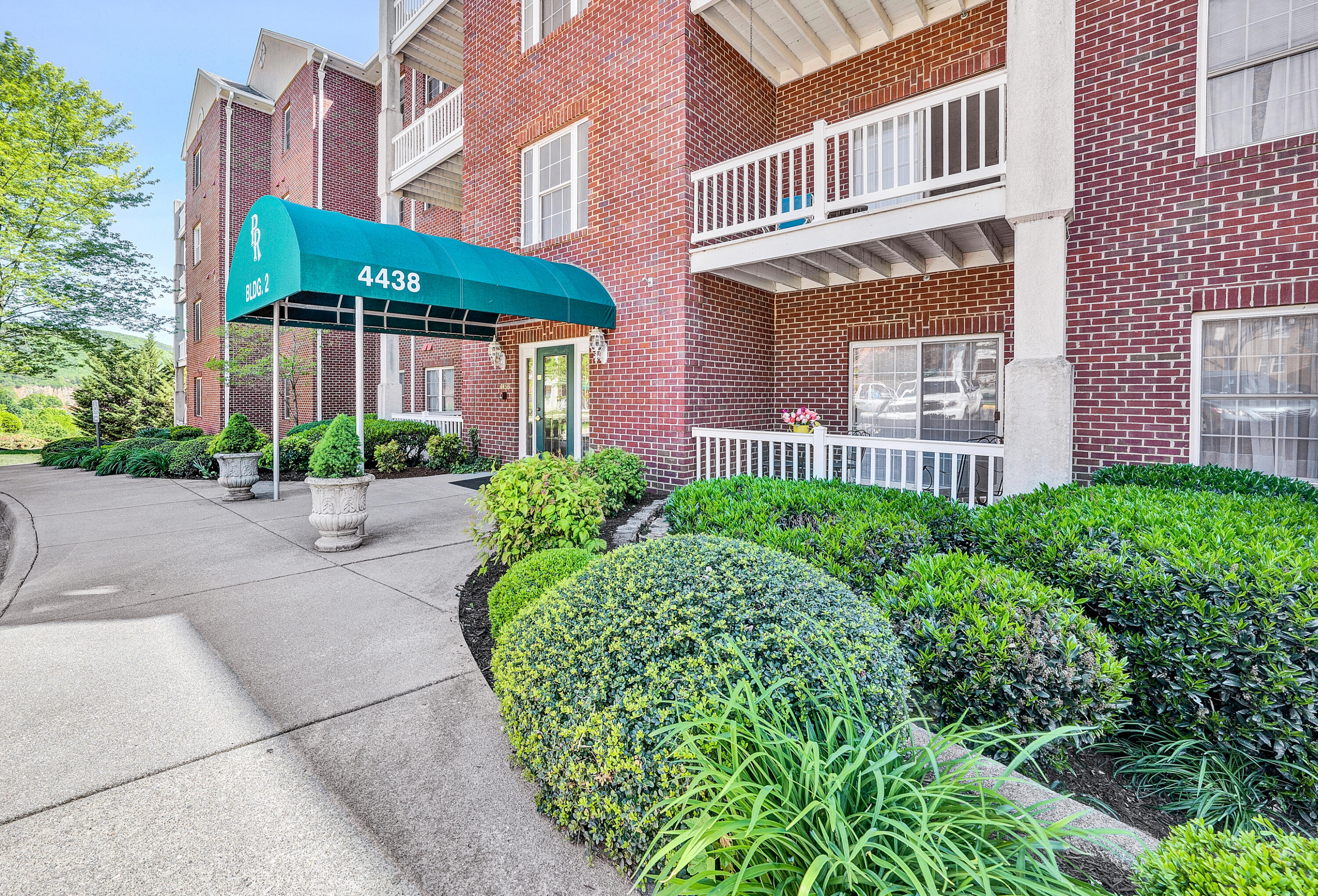 4438 Pheasant Ridge Road, Unit 405 Roanoke, VA 24014 - Photo 2 of 27 DSC00001