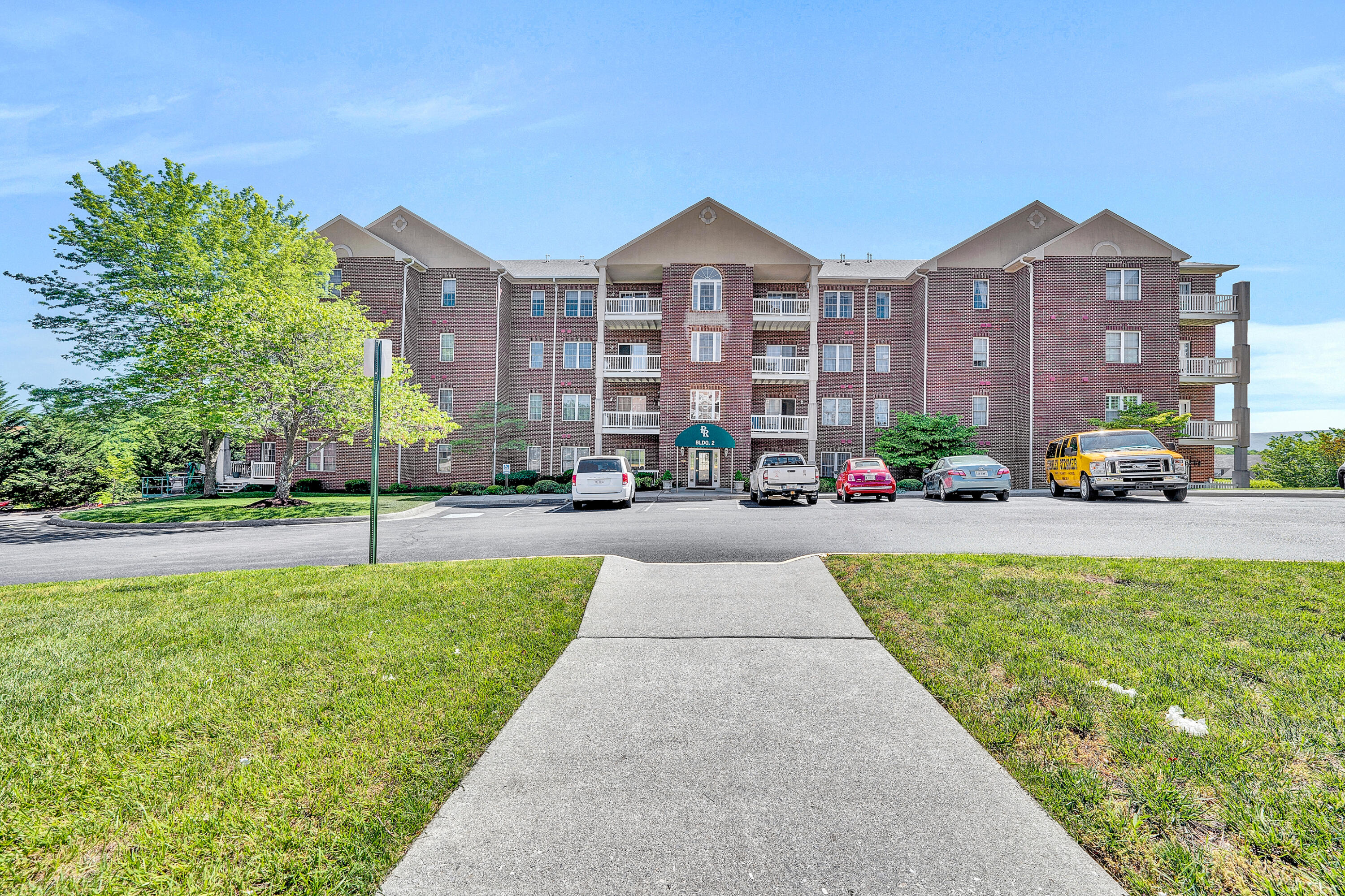 4438 Pheasant Ridge Road, Unit 405 Roanoke, VA 24014 - Photo 26 of 27 DSC00091