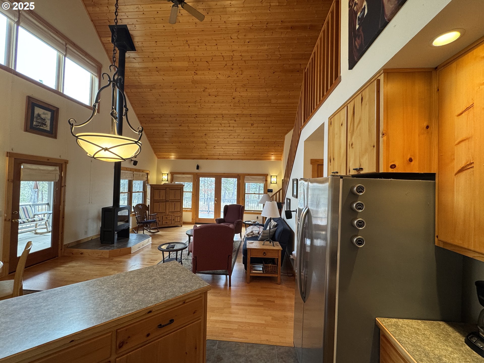 302 Rimrock Road Goldendale, WA 98620 - Photo 8 of 41 Kitchen/Living Room