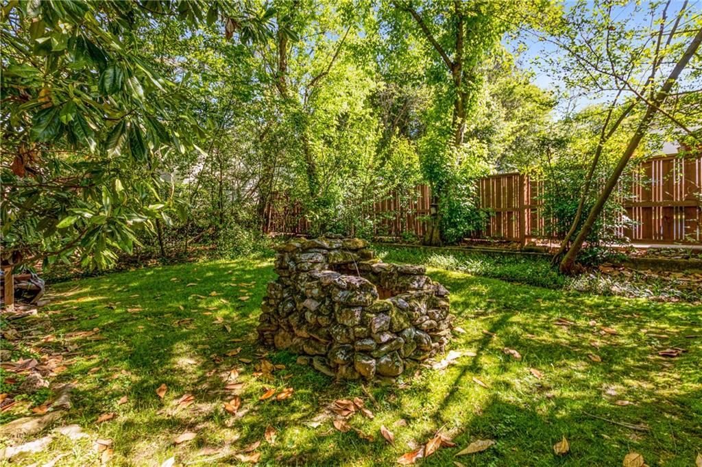 666 Yorkshire Road Northeast Atlanta, GA 30306 - Photo 23 of 30 Gallery Image 23