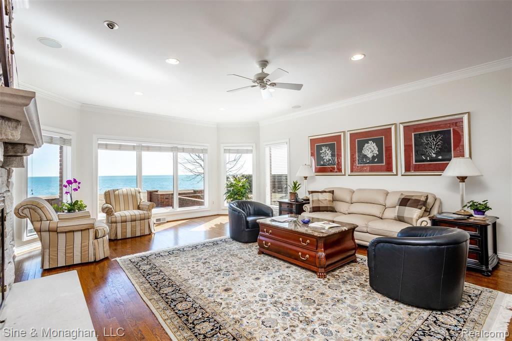 1020 Lake Shore Road Grosse Pointe Shores, MI 48236 - Photo 18 of 94