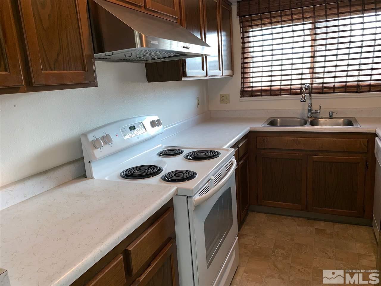 1034 East Huffaker Lane Reno, NV 89511 - Photo 3 of 10 Photo 3