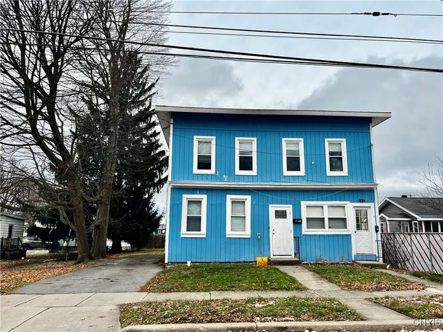 $1,400 | 97 East Seneca Street, Oswego, NY 13126
