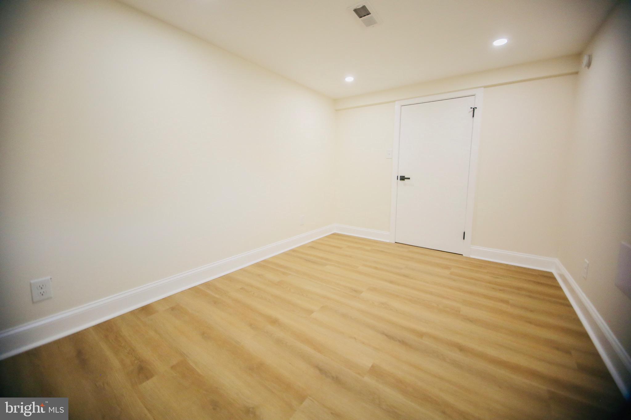 155 Maple Avenue Holmes, PA 19043 - Photo 24 of 30