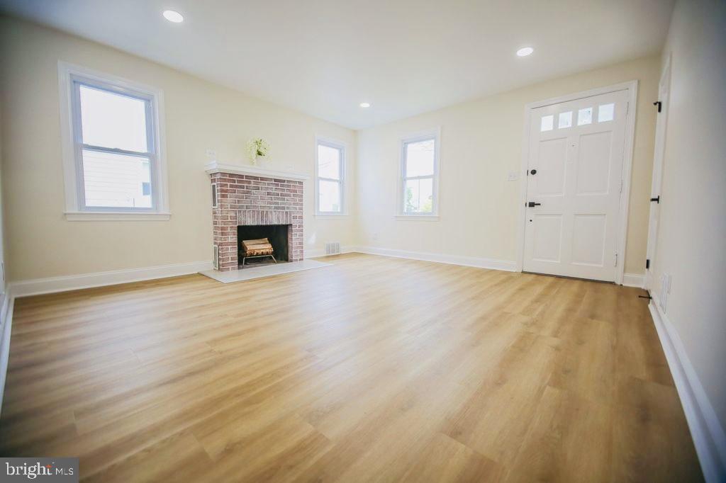 155 Maple Avenue Holmes, PA 19043 - Photo 5 of 30