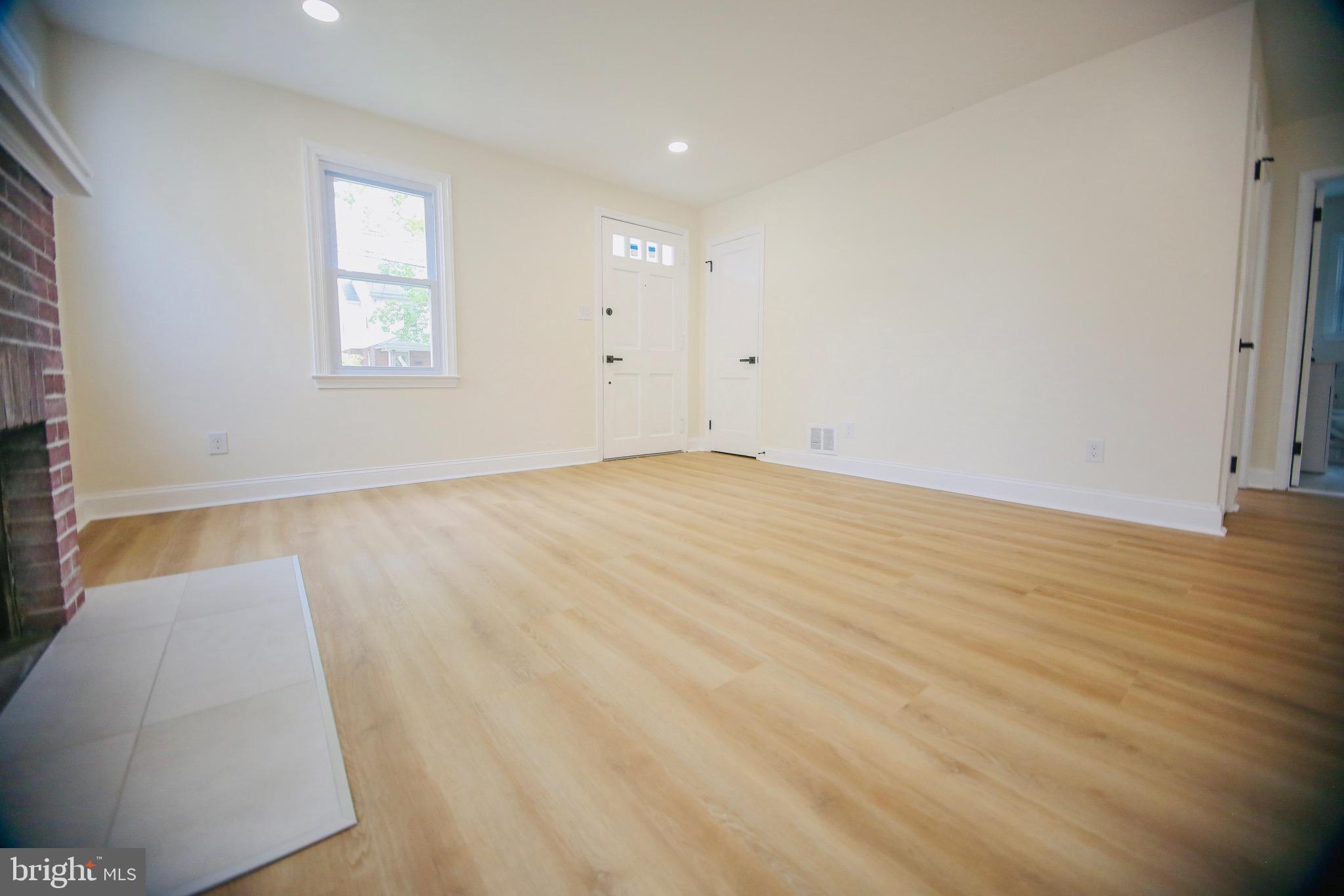 155 Maple Avenue Holmes, PA 19043 - Photo 8 of 30