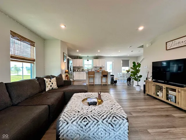 $347,900 | 1862 Cascades Drive, Greenfield, IN 46140