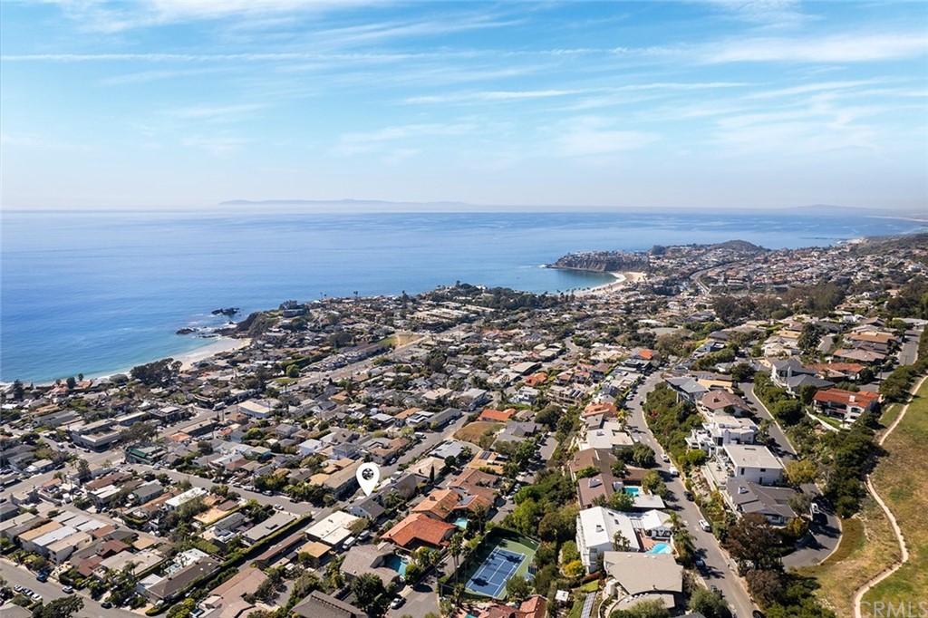 345 Heather Place Laguna Beach, CA 92651 - Photo 40 of 41 an aerial view of multiple house