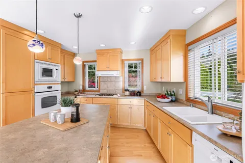 $899,000 | 3425 Rose Lane, Camano Island, WA 98282