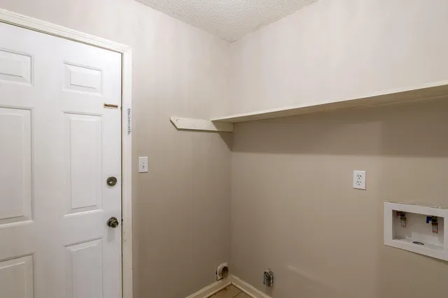 $1,100 | 424 Evans Mill Drive, Unit B, Evans, GA 30809