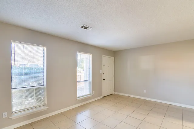 $1,100 | 424 Evans Mill Drive, Unit B, Evans, GA 30809