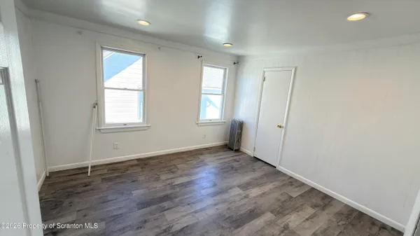 $1,450 | 303 North Rebecca Avenue, Scranton, PA 18504