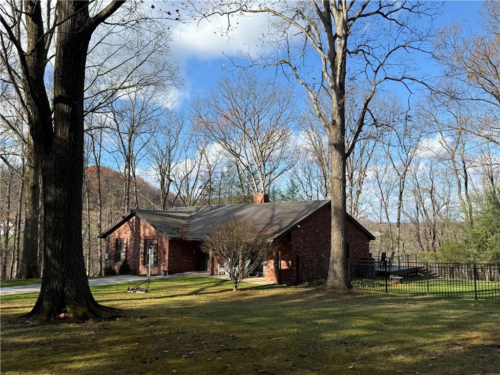 850 Martin Indiana, PA 15701 - Photo 2 of 49