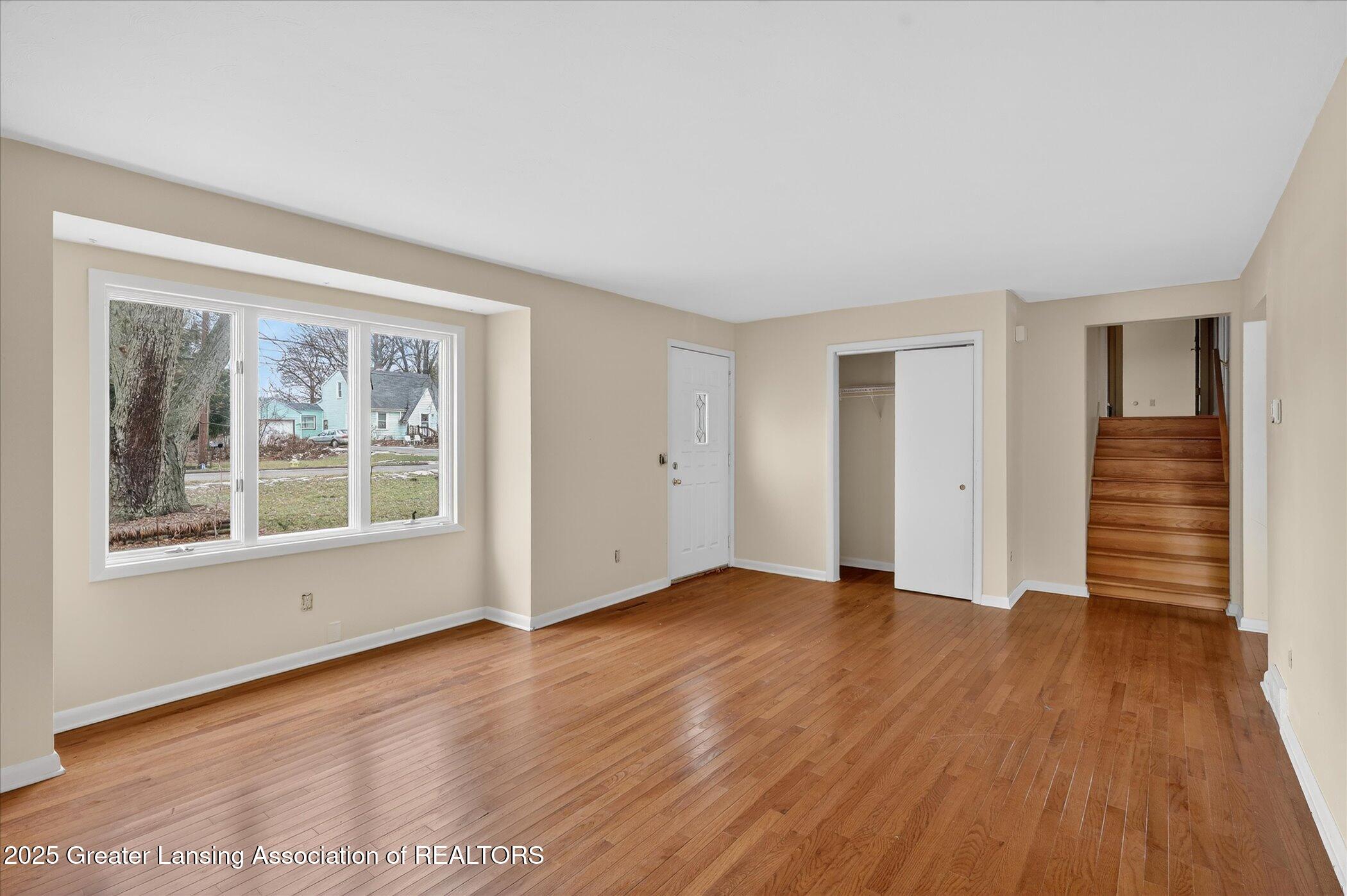 410 Renker Road Lansing, MI 48917 - Photo 11 of 34 10-410 Renker Rd Lansing, MI 48917-Wind