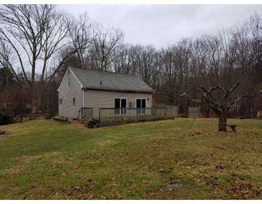 10 Bennett Road Holland, MA 01521 - Photo 2 of 15