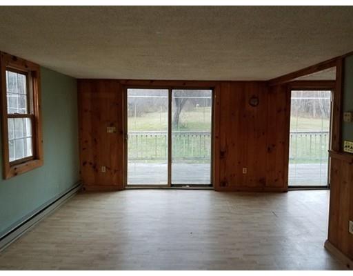 10 Bennett Road Holland, MA 01521 - Photo 3 of 15