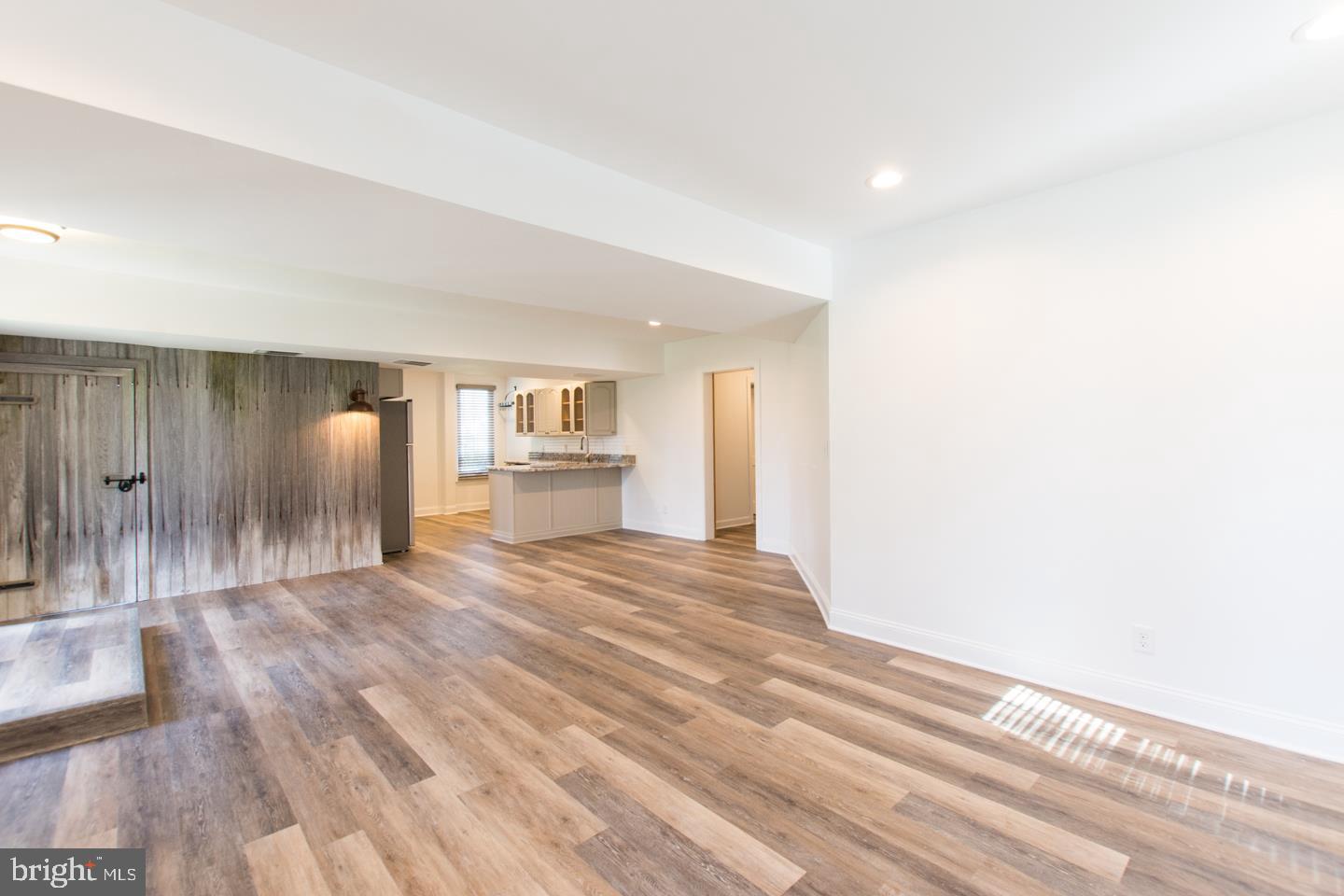 208 Haystack Lane Wilmington, DE 19807 - Photo 12 of 25 Living Room