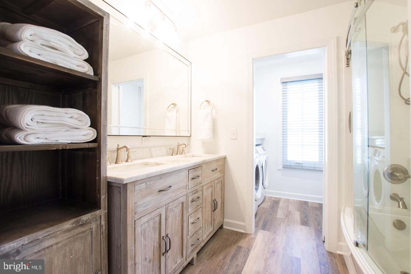 208 Haystack Lane Wilmington, DE 19807 - Photo 16 of 25 Bathroom