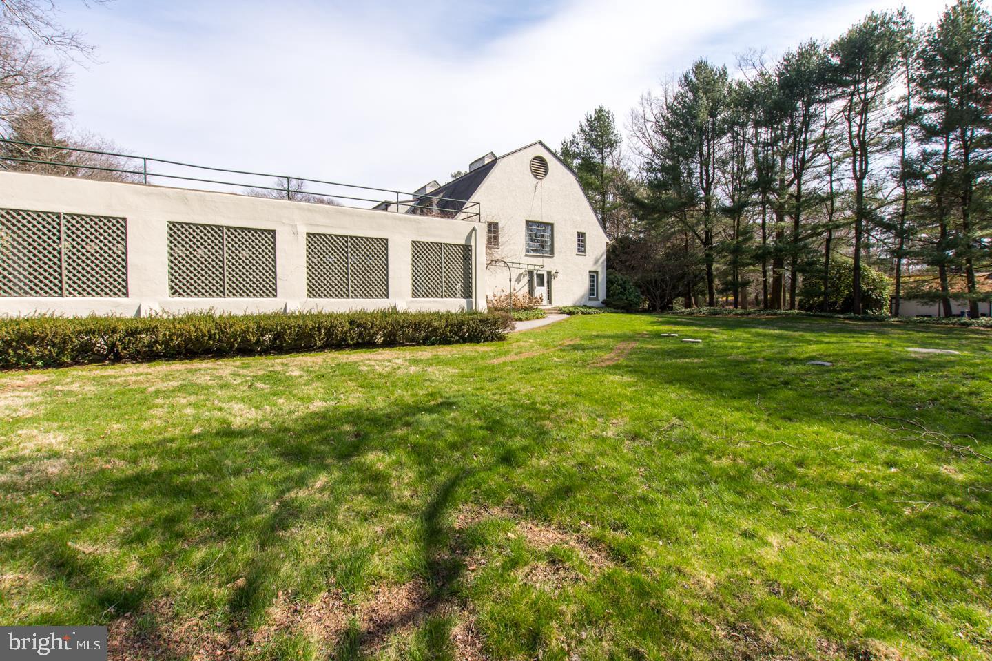 208 Haystack Lane Wilmington, DE 19807 - Photo 5 of 25 Garage Port
