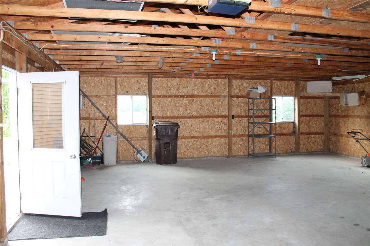 9611 East Walton Road Shepherd, MI 48883 - Photo 31 of 33 1817755-31.JPG
