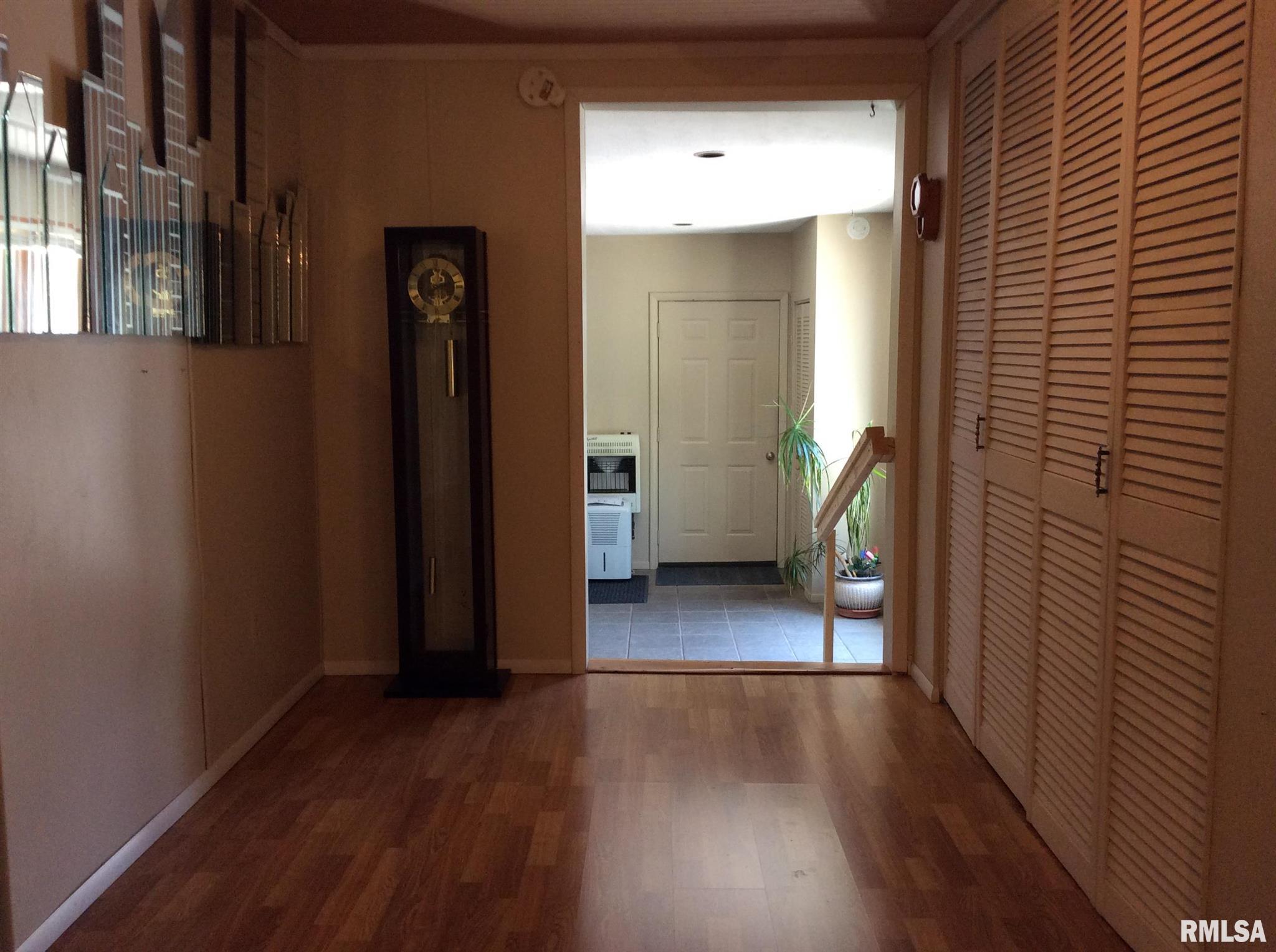 18824 East Liberty Road Opdyke, IL 62872 - Photo 5 of 44 Gallery Image 5