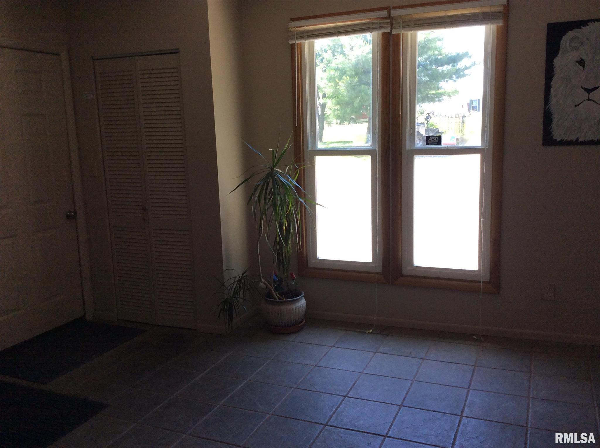 18824 East Liberty Road Opdyke, IL 62872 - Photo 9 of 44 Gallery Image 9
