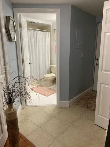 $2,000 | 8290 Lake Drive, Unit 502, Doral, FL 33166