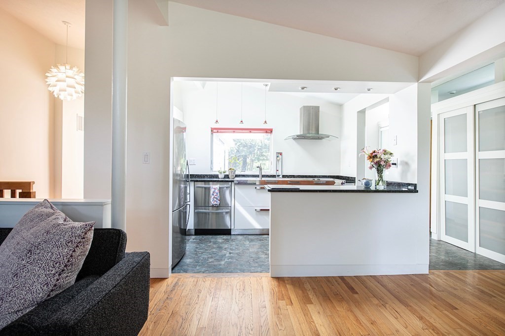 15 Field Road Lexington, MA 02421 - Photo 17 of 30