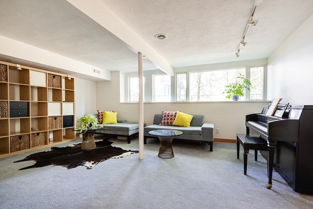 15 Field Road Lexington, MA 02421 - Photo 22 of 30