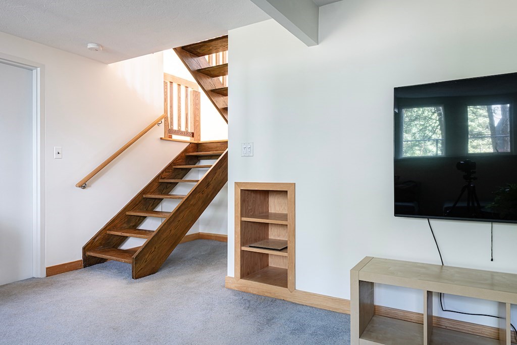 15 Field Road Lexington, MA 02421 - Photo 23 of 30