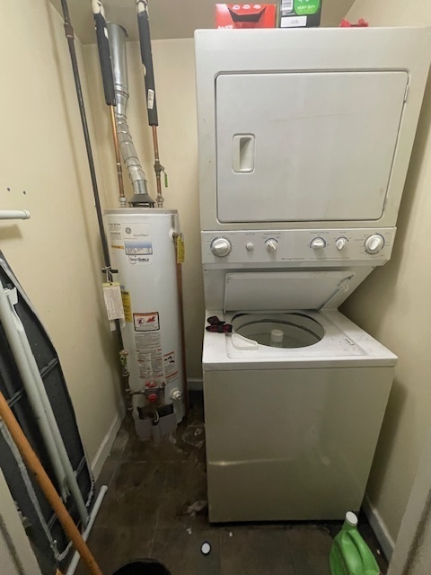 2620 West 24th Street Chicago, IL 60608 - Photo 10 of 25 a utility room with dryer and washer