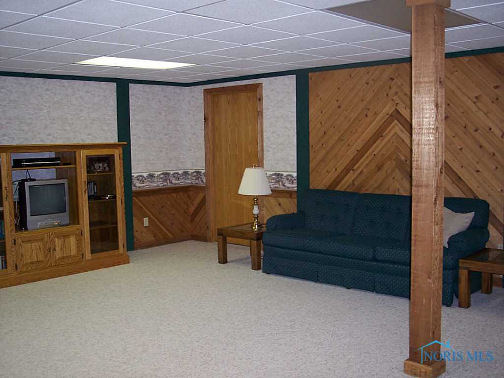 1426 South Stadium Road Oregon, OH 43616 - Photo 15 of 20 Gallery Image 15
