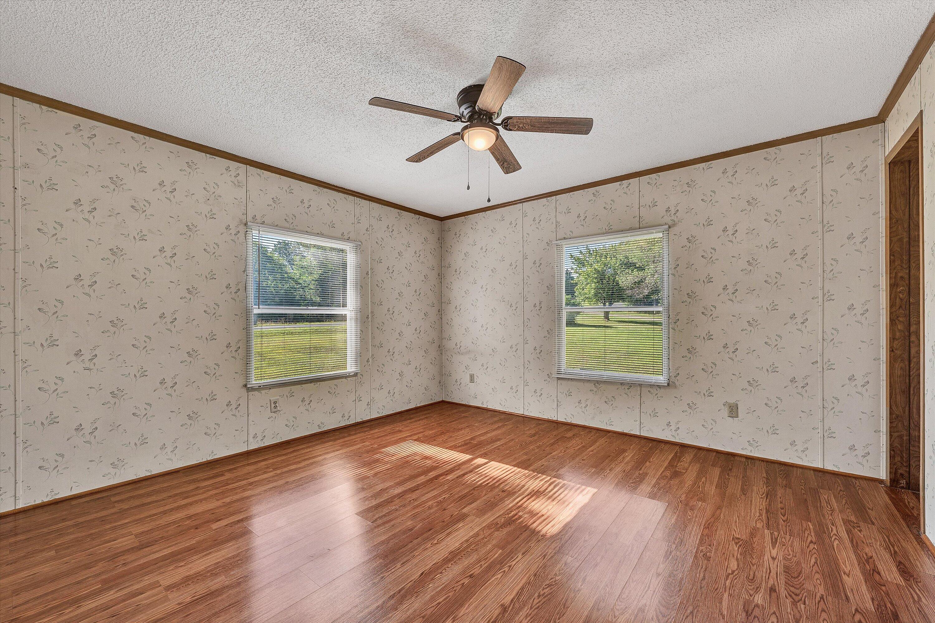 8755 Rocky Ford Road Moneta, VA 24121 - Photo 22 of 37 23-DSC04894