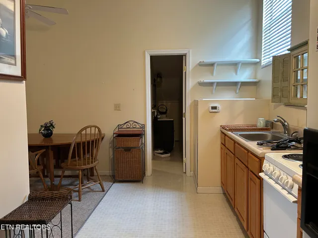 $165,000 | 160 Lincoln Drive, Harrogate, TN 37752