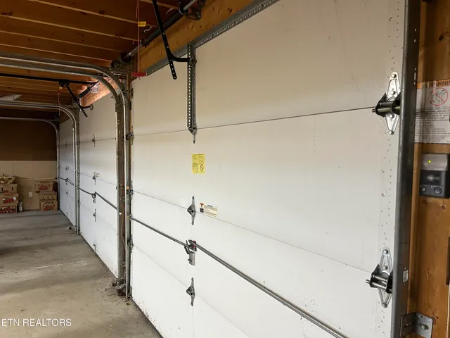 $165,000 | 160 Lincoln Drive, Harrogate, TN 37752