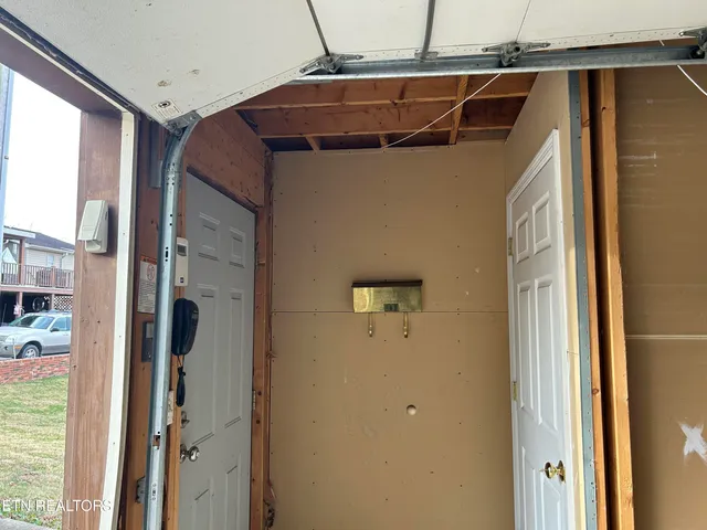 $165,000 | 160 Lincoln Drive, Harrogate, TN 37752