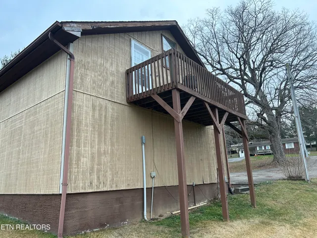 $165,000 | 160 Lincoln Drive, Harrogate, TN 37752